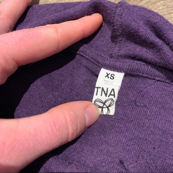Purple TNA Light Hoodie Size X-Small - Picture 4 of 5